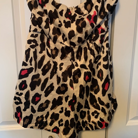 Forever 21 Silk romper stress - Picture 2 of 4